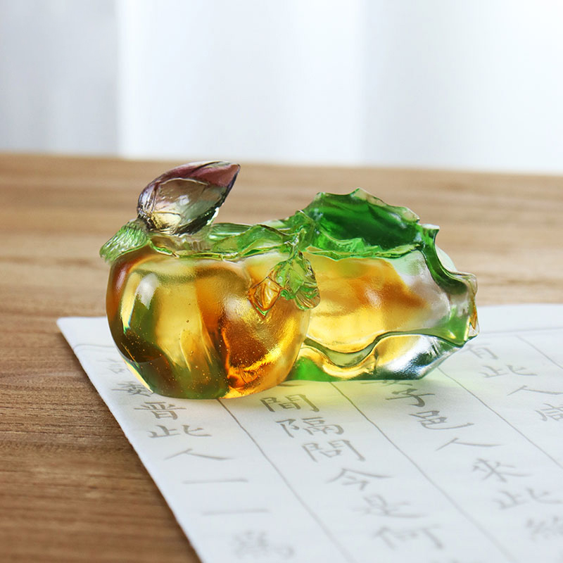 Ornamentos de escultura em vidro de cristal colorido em forma de caqui