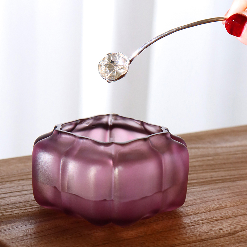 Pote de água em formato de abóbora de cristal roxo