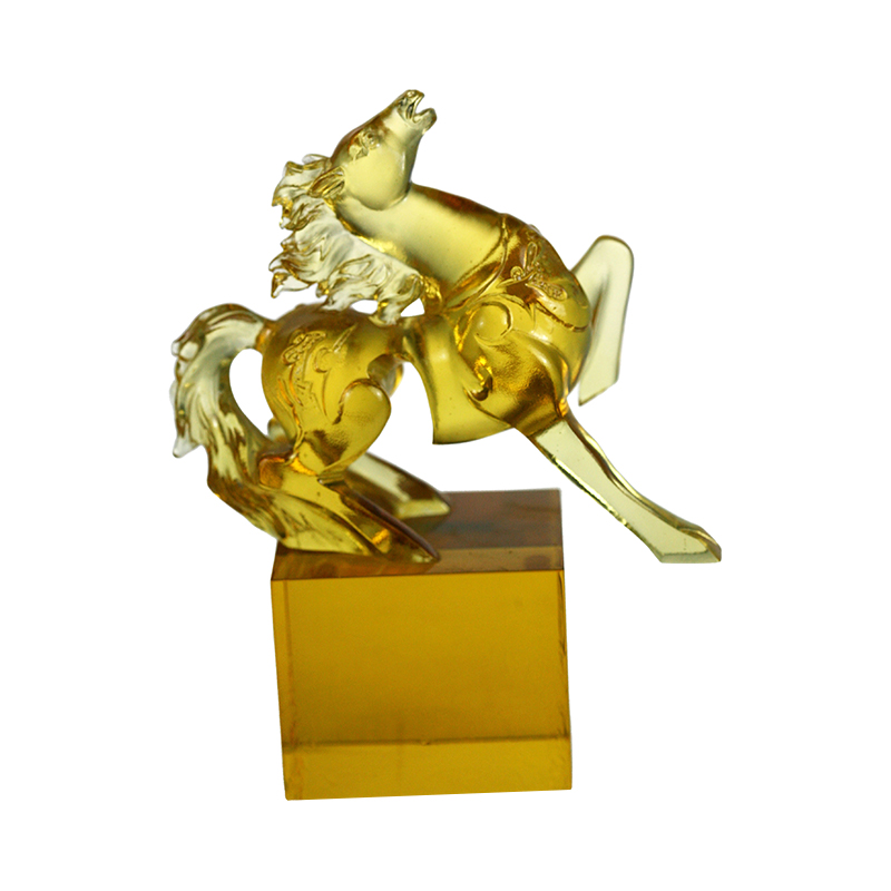 Ornamento de selo de cristal de cavalo dourado