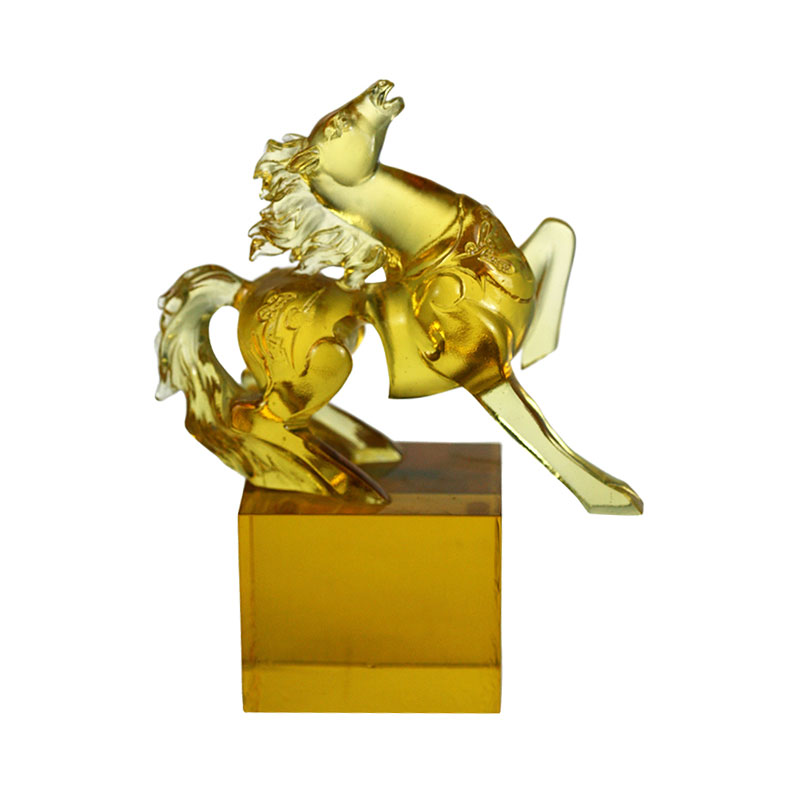 Ornamento de selo de cristal de cavalo dourado